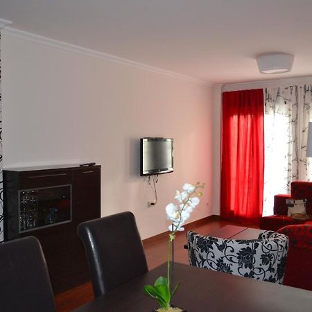 Apartamento Acueducto, Tres Dormitorios Y Parking Gratis Merida Exterior photo