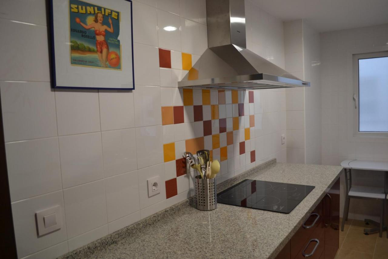 Apartamento Acueducto, Tres Dormitorios Y Parking Gratis Merida Exterior photo